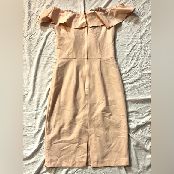 Miss Selfridge Pink/Cream Colored Women’s Size 4 Dress Preloved - Picture 9 of 12